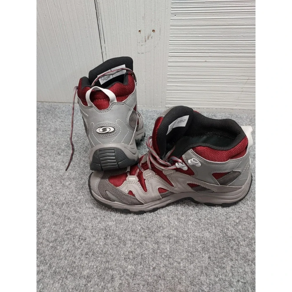 Salomon Women Athletic Sneakers 7.5 Multicolor Lace Up Round Toe Comfort Active